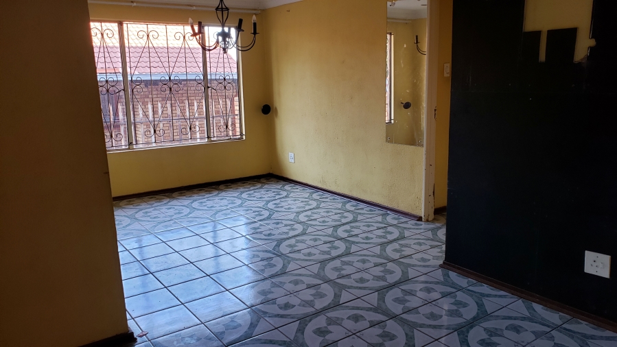 3 Bedroom Property for Sale in Geelhoutpark North West